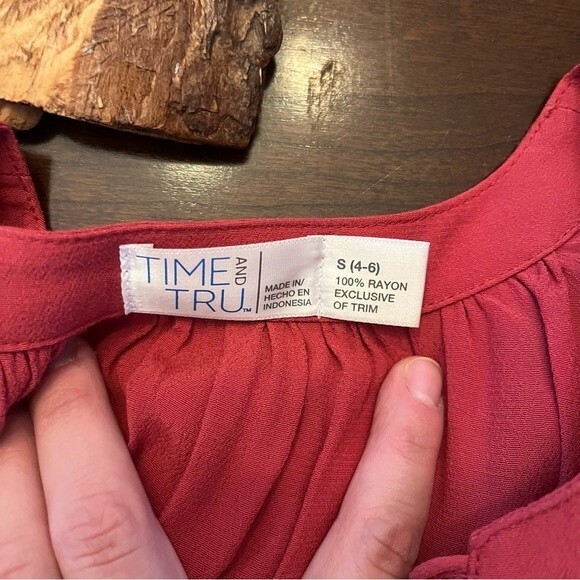 Time and Tru Long Sleeve Lace Up Front Peasant Top Small - Picture 5 of 5